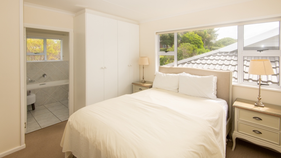 4 Bedroom Property for Sale in Bergsig Western Cape